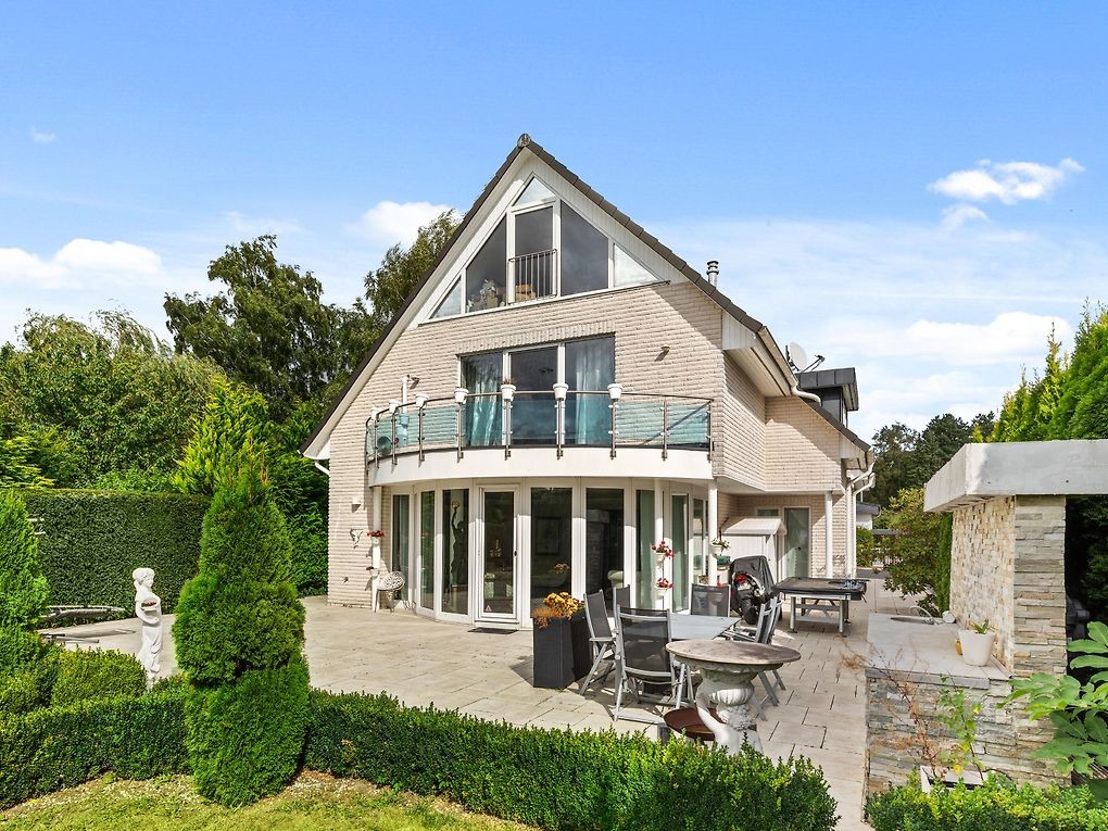 Verkaufte Villa mit Garten in Poppenbüttel